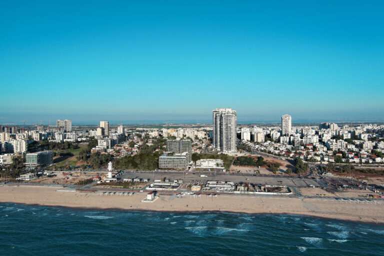 The LUX - Ashdod
