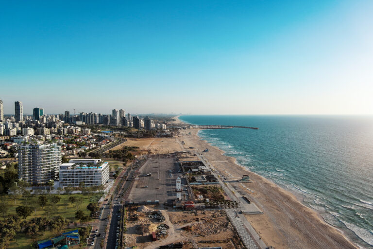 The LUX - Ashdod